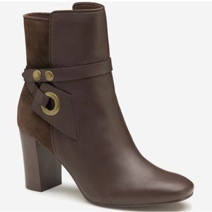 Johnson and Murphy brown glove leather and suede heels boots. Zipper At side.
